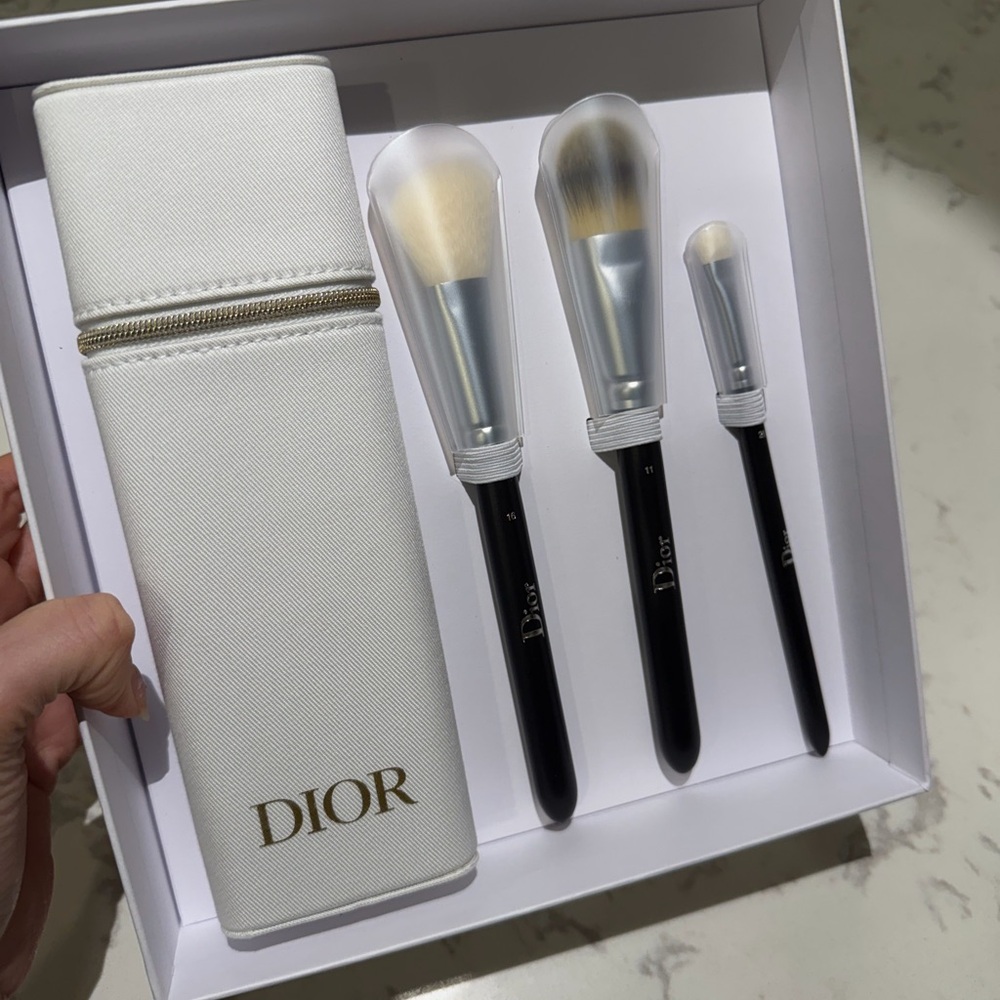 Dior Black and White Makeup Brush Set New!!
